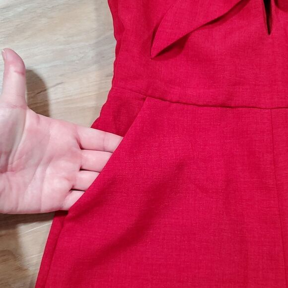 🔸️Red Cutout Tie Front Culotte Sleeveless Jumpsuit XSmall - Picture 7 of 15